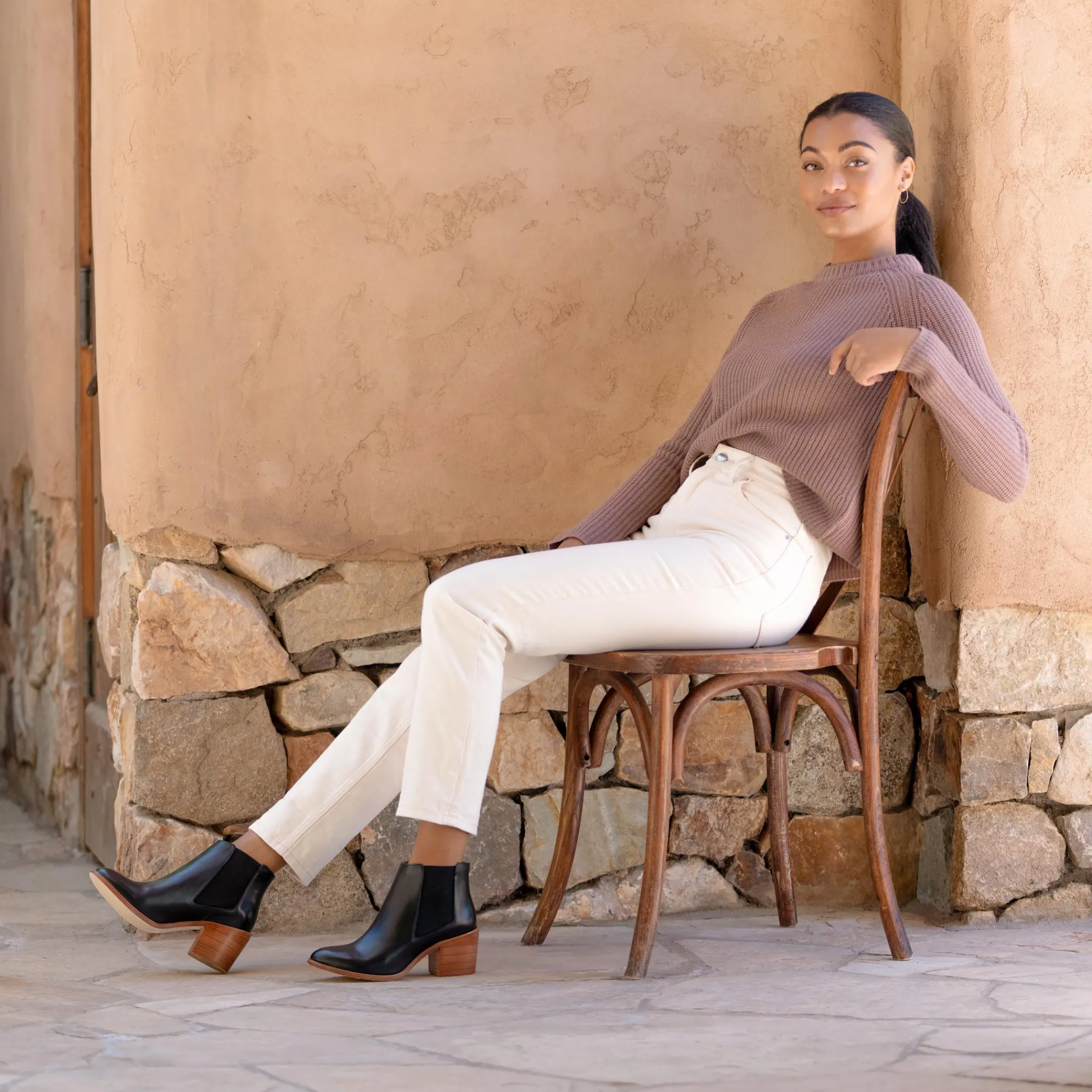 Nisolo Heels-Heeled Chelsea Boot Black