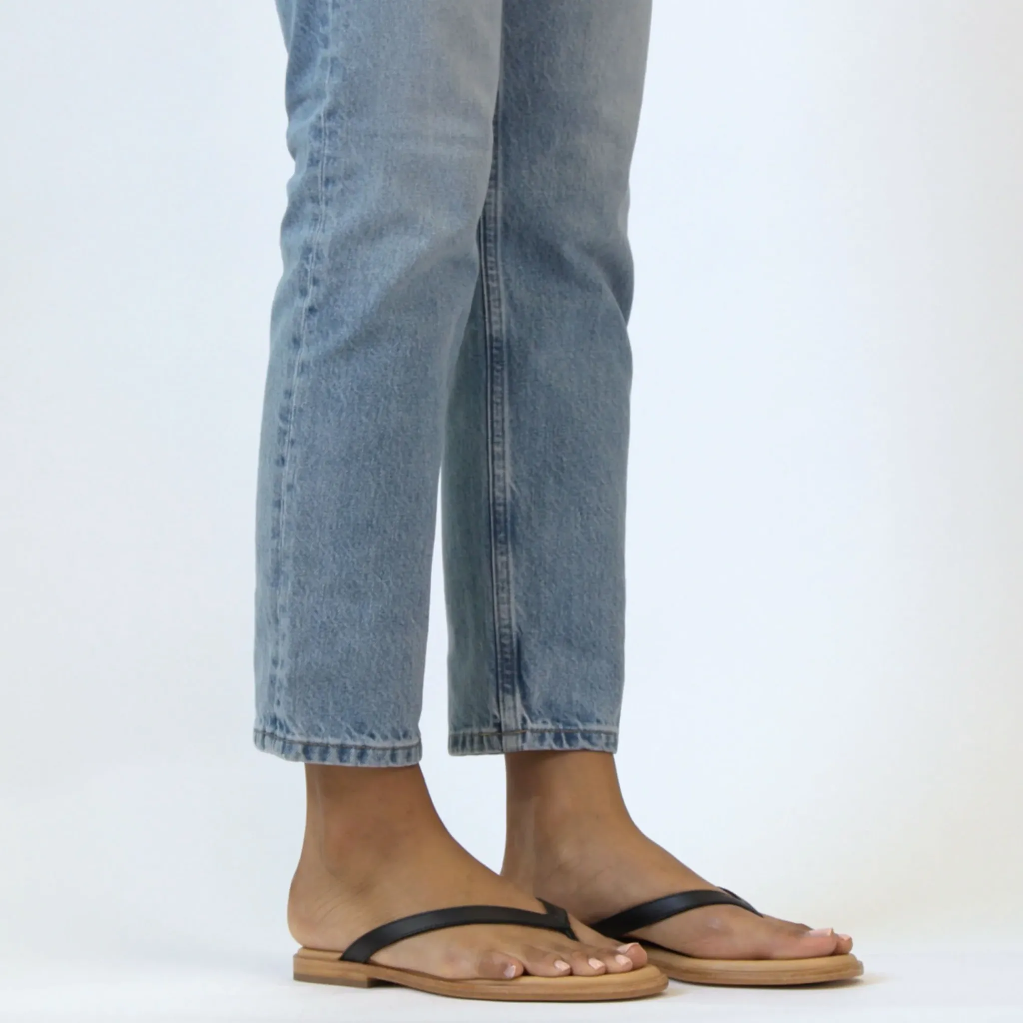 Nisolo Sandals-Isabel Go-To Flip Flop Black