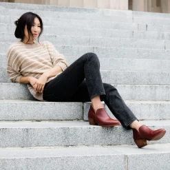 Nisolo Boots-Mia Everyday Ankle Bootie Auburn